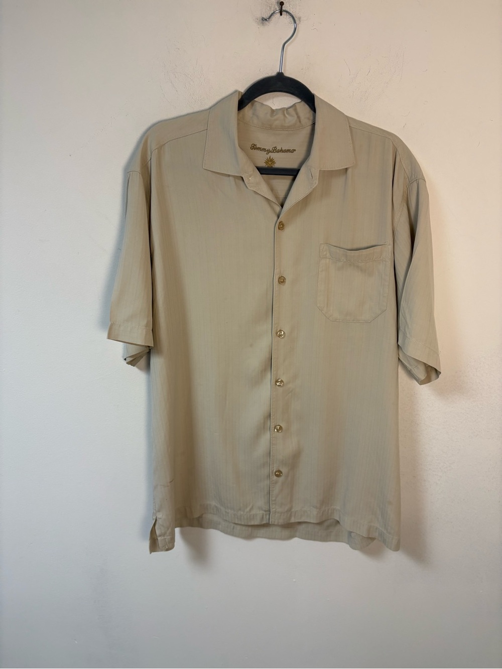 Tommy Bahama Men's Short Sleeve Camp Shirt in Light Beige 100% Silk Large